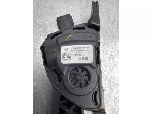 Gaspedaalpositie Sensor-7043403 (17005067)