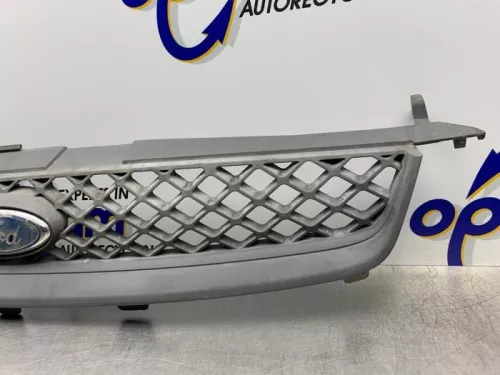 Grille-8239195 (21391330)