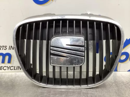 Grille-7588647 (14765902)
