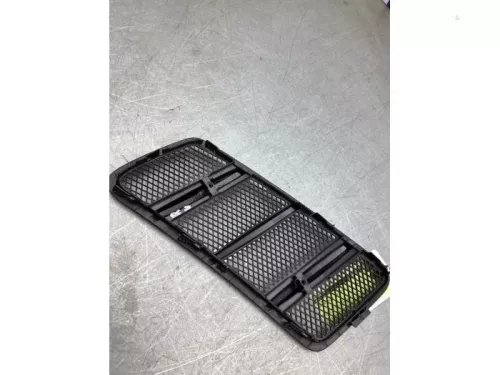 Grille-8282811 (22596052)