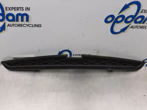 Grille-7610992 (16182288)