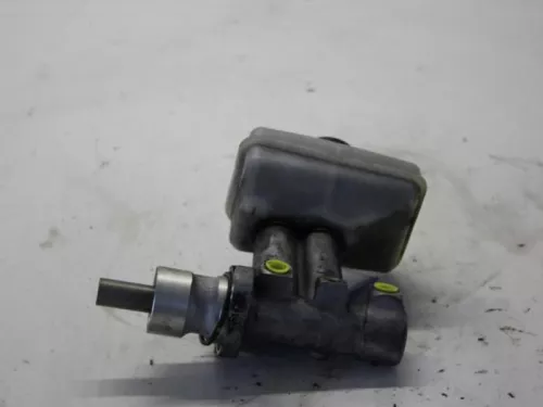 Hoofdremcilinder-7737079