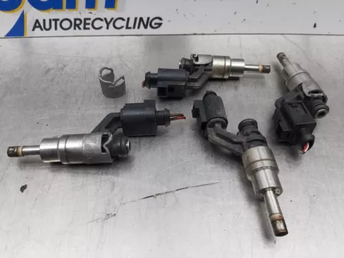 Injector (benzine injectie)-7615225 (16192743)