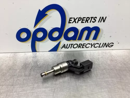 Injector (benzine injectie)- (17747657)