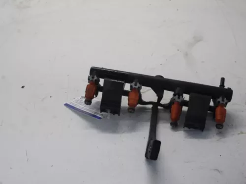 Injector (benzine injectie)-7880626