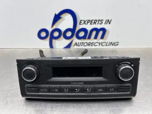 Kachel Bedieningspaneel-8264011