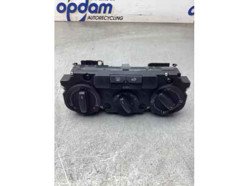 Kachel Bedieningspaneel-8251312