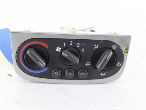 Kachel Bedieningspaneel-7892980