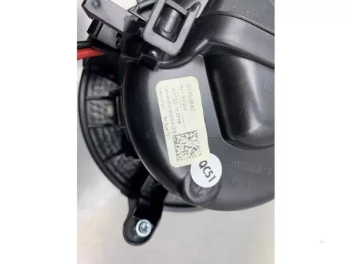 Kachel Ventilatiemotor-8250005 (21502923)
