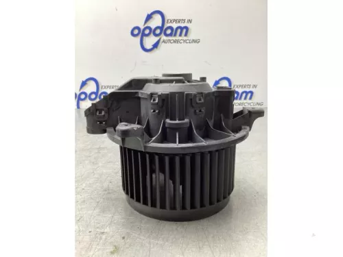 Kachel Ventilatiemotor-8176082 (20881387)
