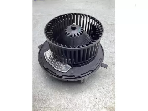 Kachel Ventilatiemotor-7086607