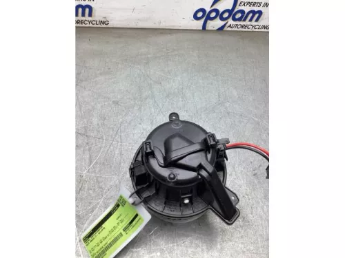 Kachel Ventilatiemotor-8219515 (22378905)