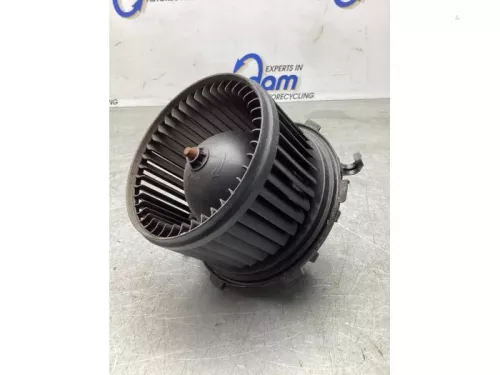 Kachel Ventilatiemotor-8105060