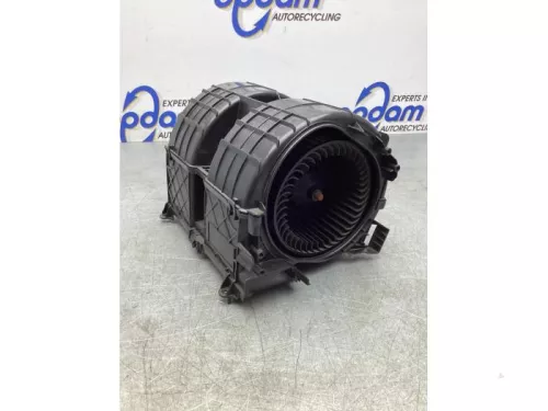 Kachel Ventilatiemotor-7921008 (17700603)