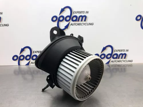Kachel Ventilatiemotor-8104040