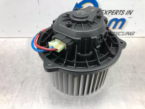 Kachel Ventilatiemotor-6446125