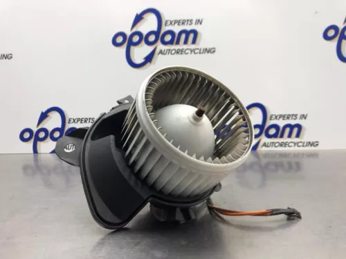 Kachel Ventilatiemotor-8209441