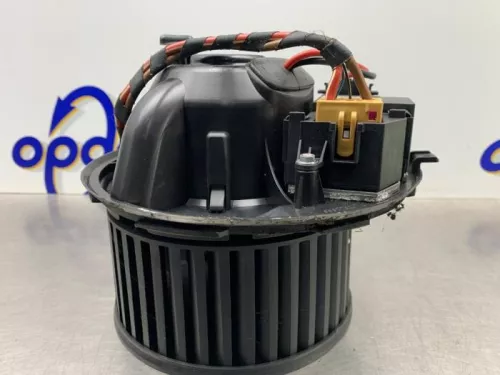 Kachel Ventilatiemotor-8201871