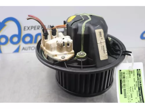 Kachel Ventilatiemotor-7590779